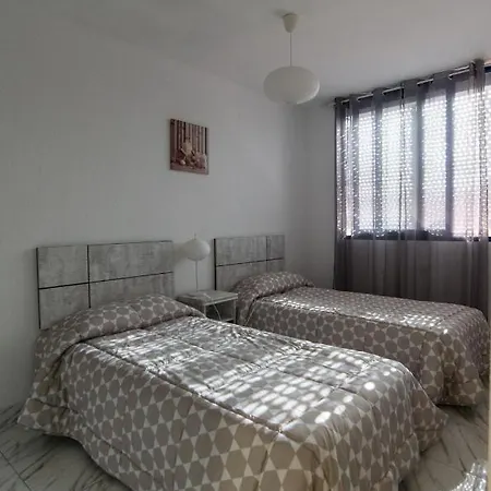 3 Bedrooms With City View And Terrace At Corralejo 2 Km Away From The Beach Appartement
