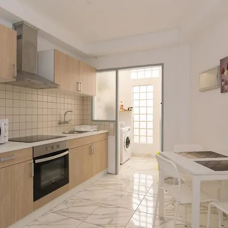 3 Bedrooms With City View And Terrace At Corralejo 2 Km Away From The Beach Appartement