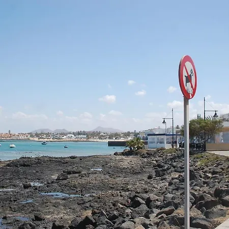 Appartement 3 Bedrooms With City View And Terrace At Corralejo 2 Km Away From The Beach *